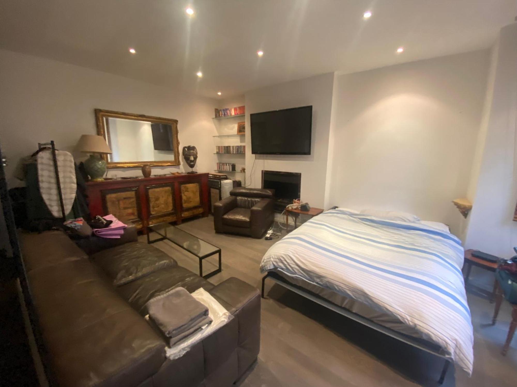 Large Studio Flat In Kensington London Eksteriør billede